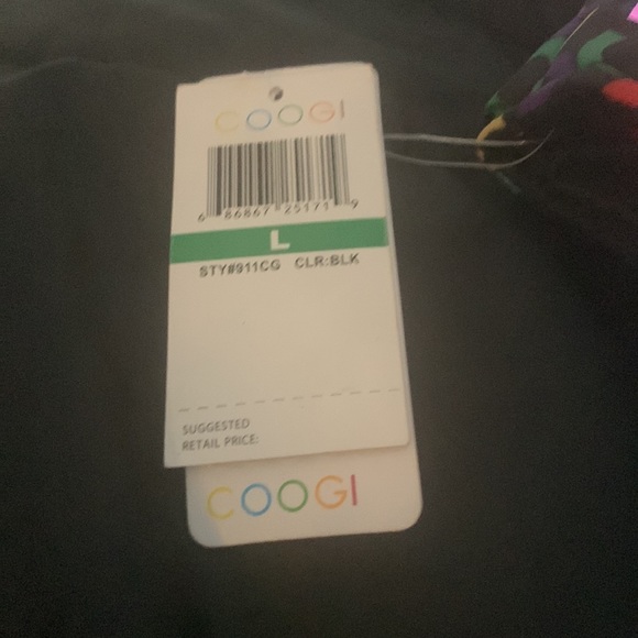 COOGI microfiber outer vest- size large -great piece. NWT - Picture 6 of 6